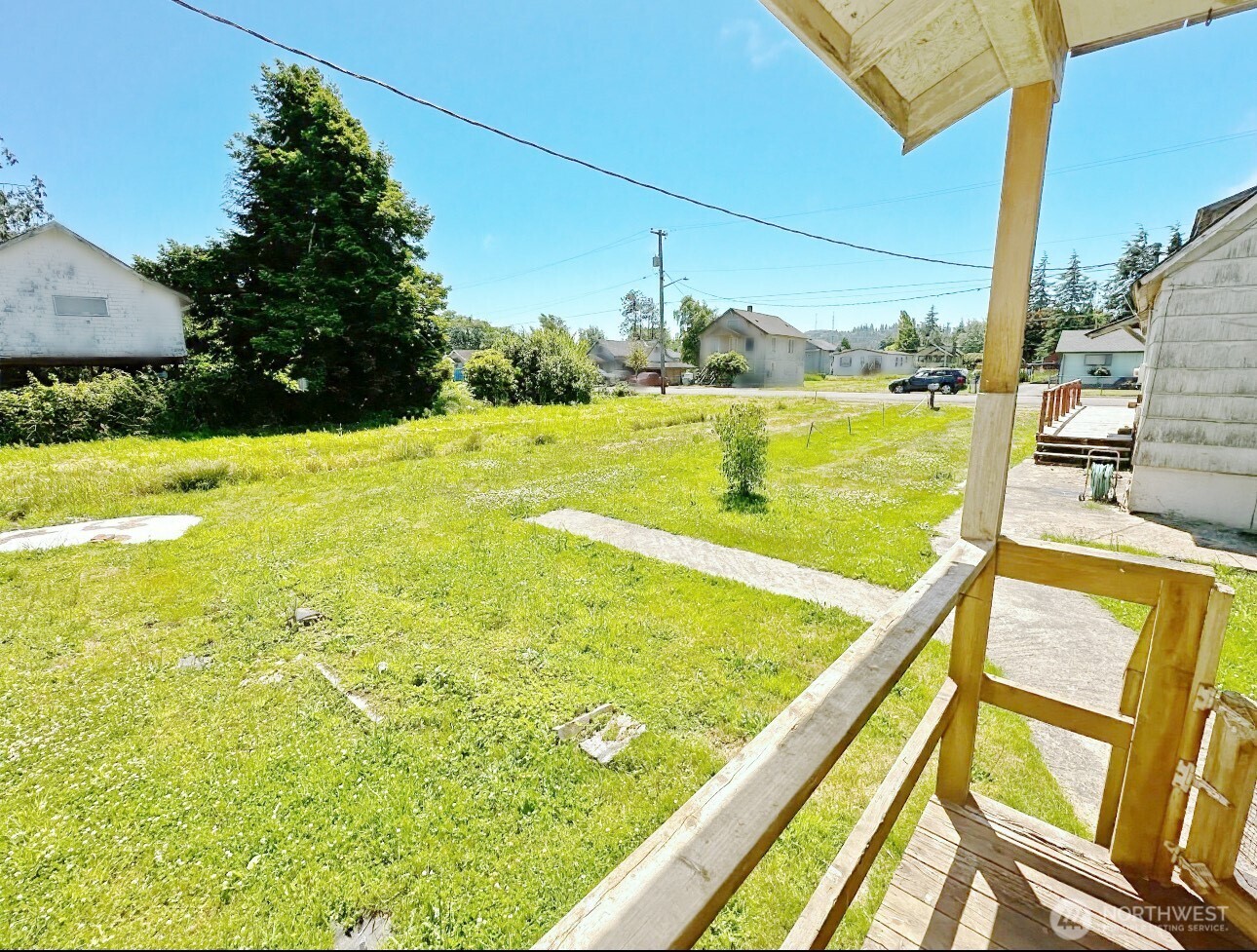 1202 West Perry Street Aberdeen, WA 98520 - Photo 24 of 35 a view of an outdoor space and swimming pool