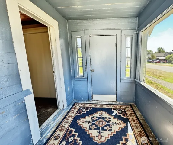 a view of walk in closet