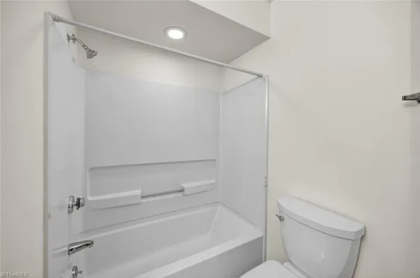 $200,000 | 2004 Saddlegate Court, Greensboro, NC 27407
