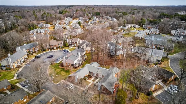$200,000 | 2004 Saddlegate Court, Greensboro, NC 27407