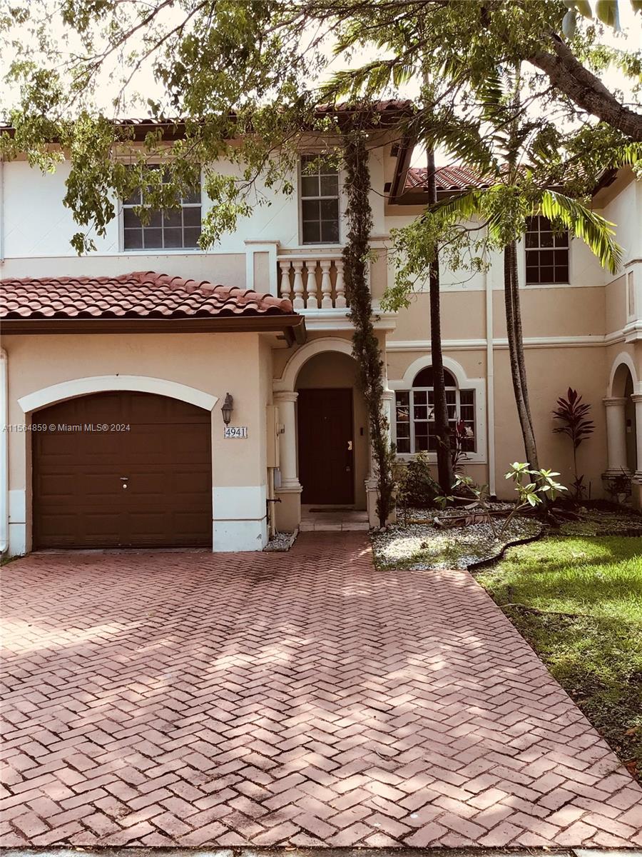 4941 Southwest 135th Way Miramar, FL 33027 - Photo 10 of 11 a house view with a outdoor space