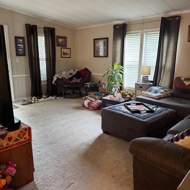 910 Robin Drive Apollo, PA 15613 - Photo 9 of 22 a room with furniture toys and a window