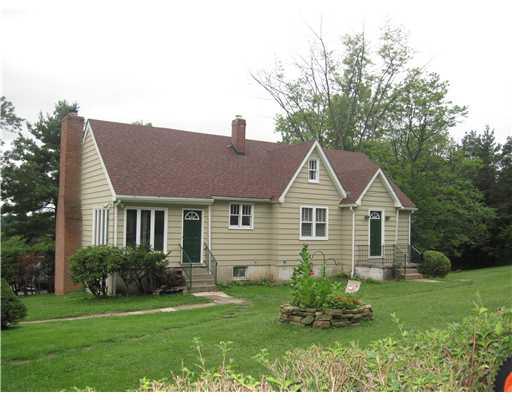 113 Waycross Road Greensburg, PA 15601 - Photo 1 of 12 Exterior Front.