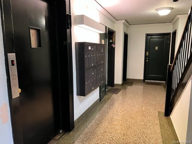 5621 Netherland Avenue, Unit 3C Bronx, NY 10471 - Photo 14 of 17 Elevator
