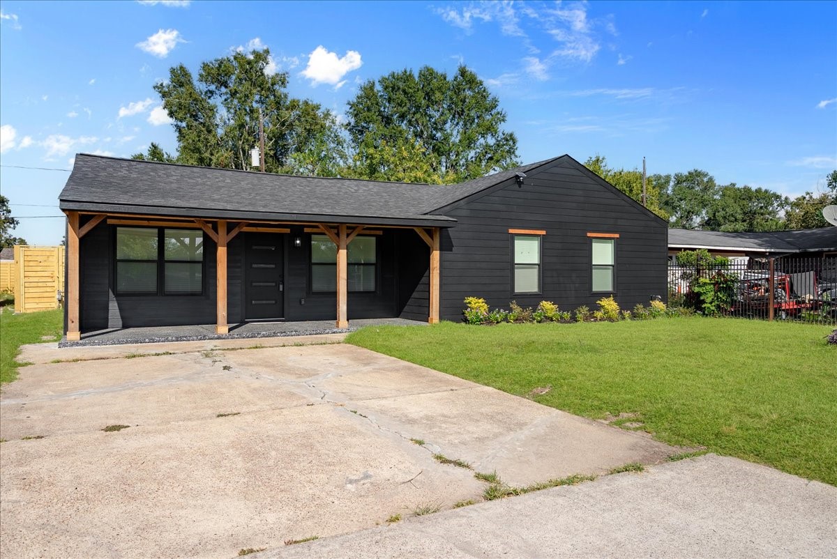 5219 Cosby Street Houston, TX 77021 - Photo 6 of 50