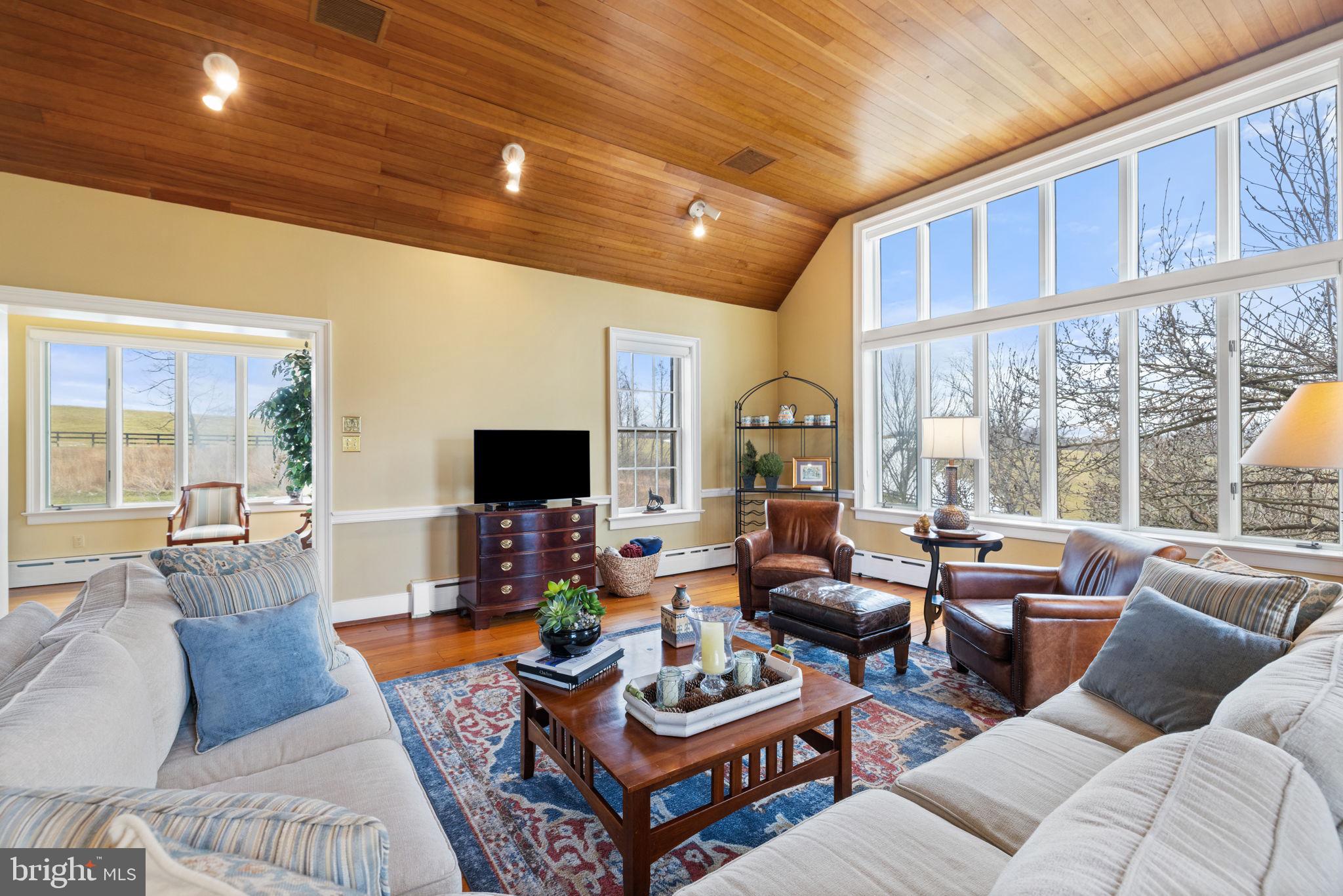 20385 Beaverdam Bridge Road Purcellville, VA 20132 - Photo 47 of 150 Sitting Room w/ Mt and Sunset views.