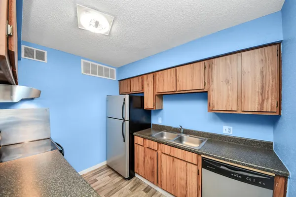 $825 | 1516 Bay Area Boulevard, Unit F8, Houston, TX 77058