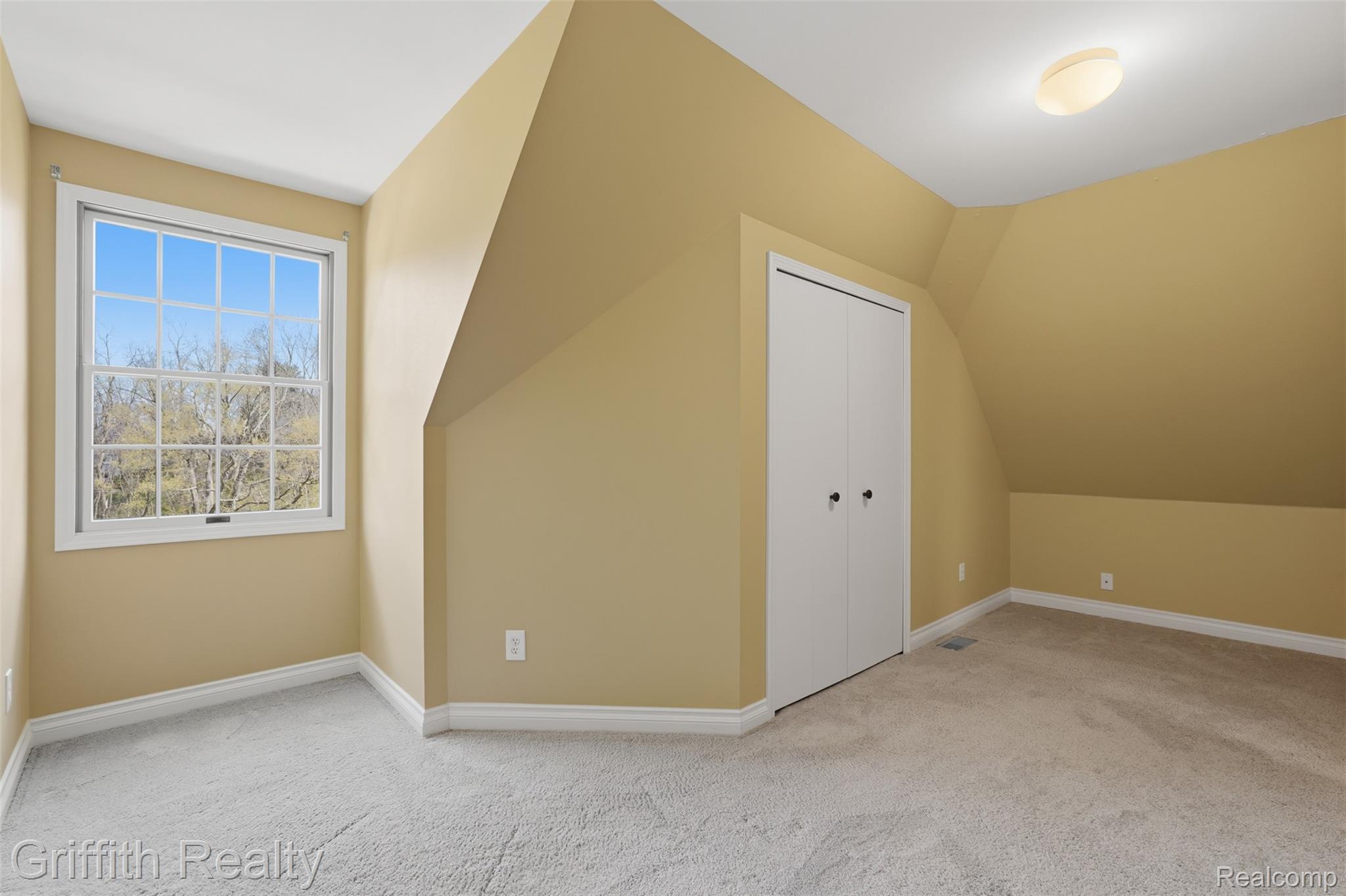7253 Summit Ridge Brighton, MI 48116 - Photo 33 of 67 35_7253 summit ridge-35.jpg