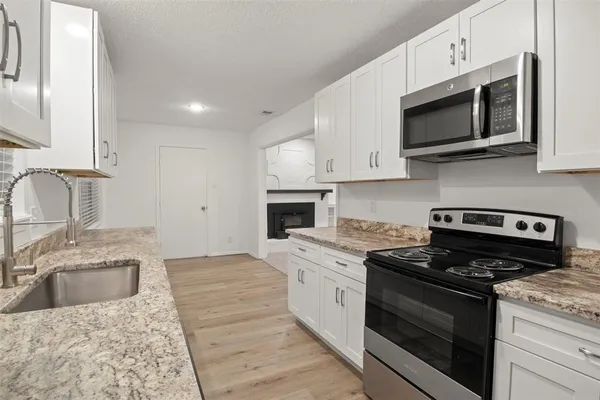 $1,850 | 622 Oxford Drive, Sherman, TX 75092