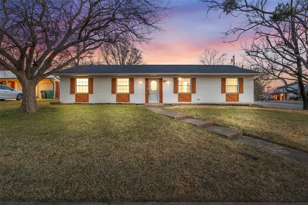 $1,850 | 622 Oxford Drive, Sherman, TX 75092