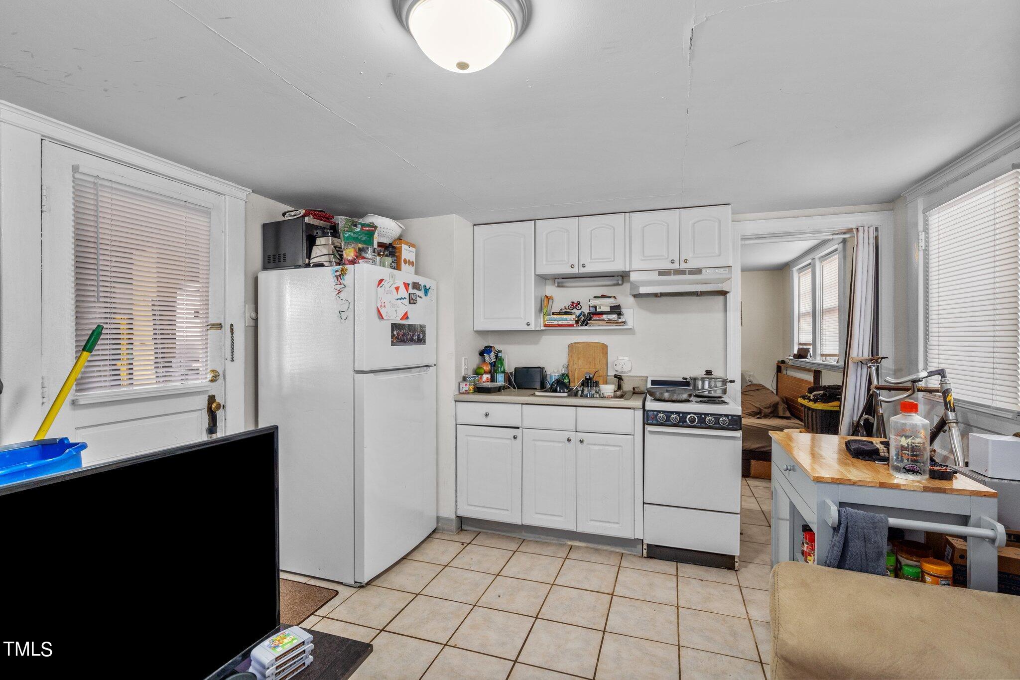 618 West Lane Street Raleigh, NC 27603 - Photo 25 of 34 38-web-or-mls-_NFP9862