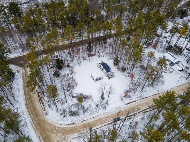 $324,999 | 4 Deer Crossing Road, Limerick, ME 04048