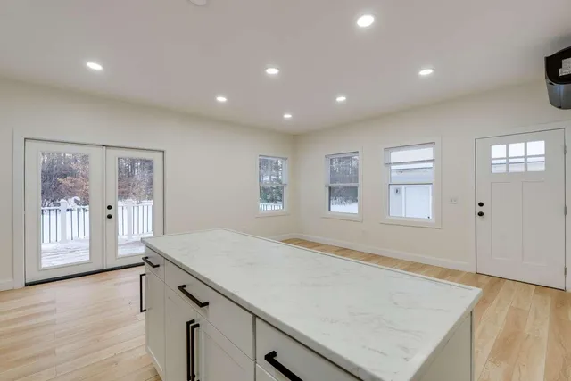 $324,999 | 4 Deer Crossing Road, Limerick, ME 04048