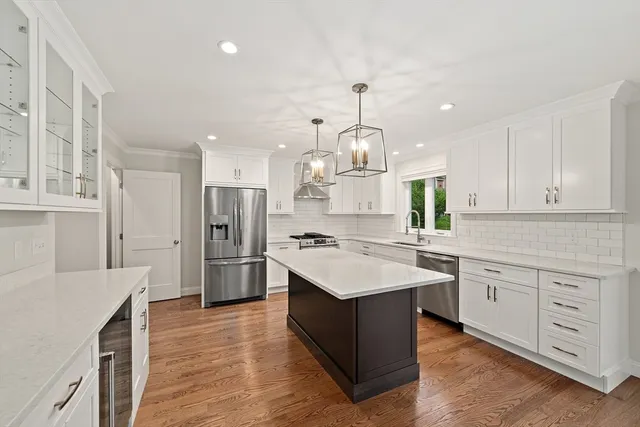 $5,000 | 15 Lakeview Avenue, Waltham, MA 02451