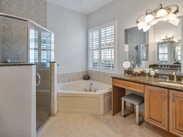 $1,699,999 | 175 Via Rosina, Jupiter, FL 33458