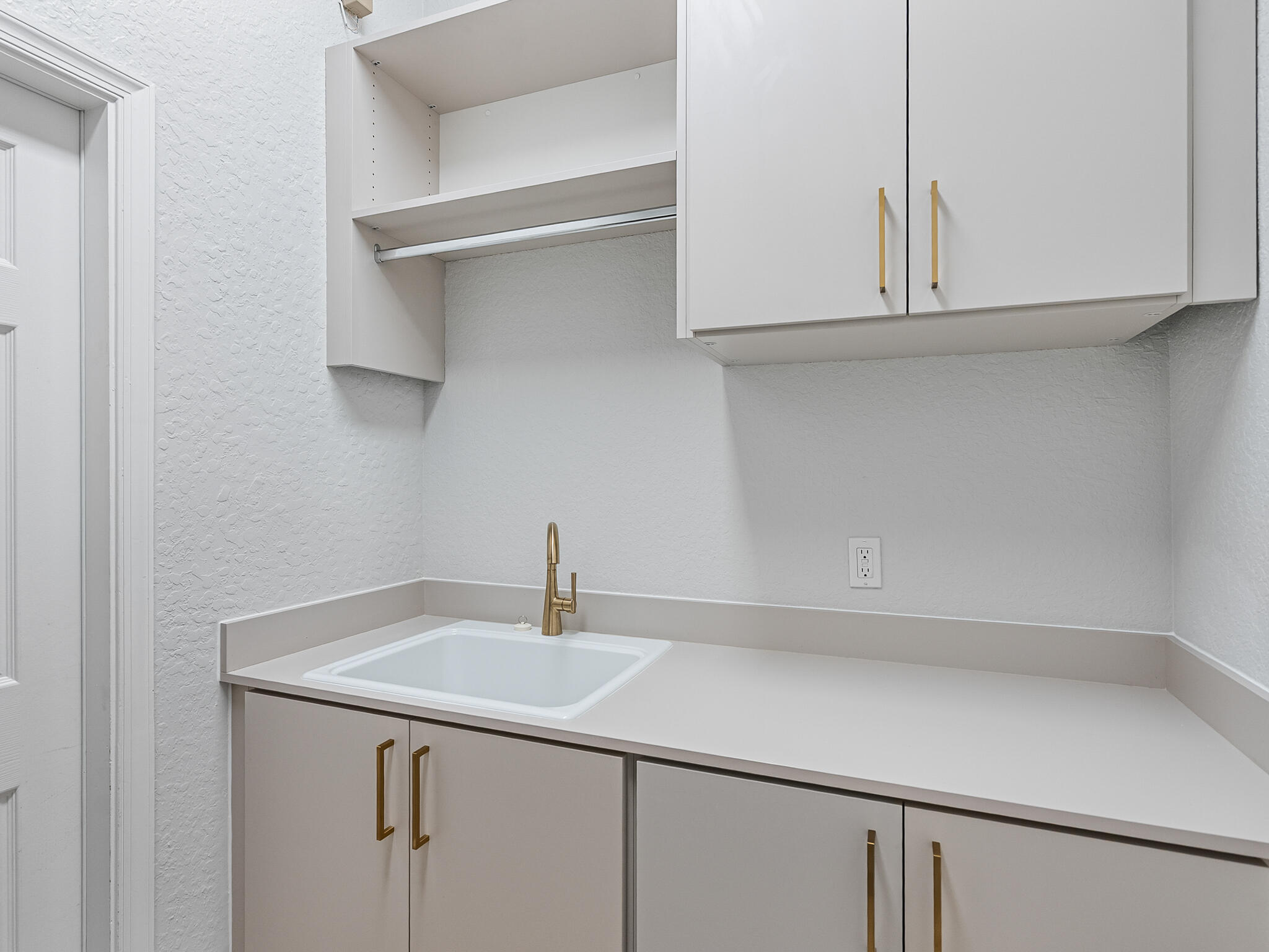 175 Via Rosina Jupiter, FL 33458 - Photo 44 of 63 Laundry Room