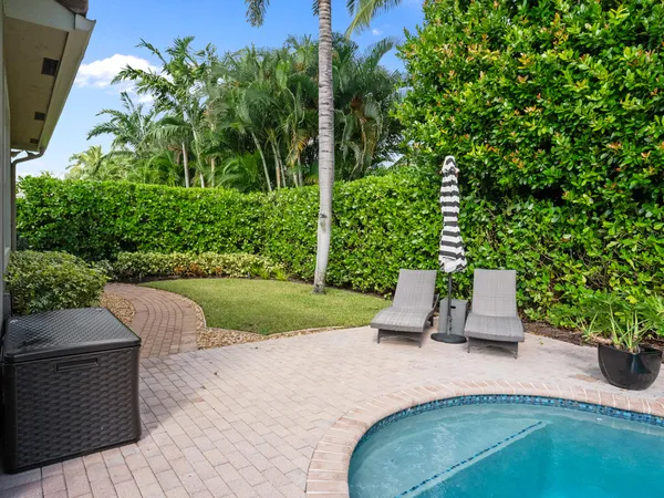 $1,699,999 | 175 Via Rosina, Jupiter, FL 33458