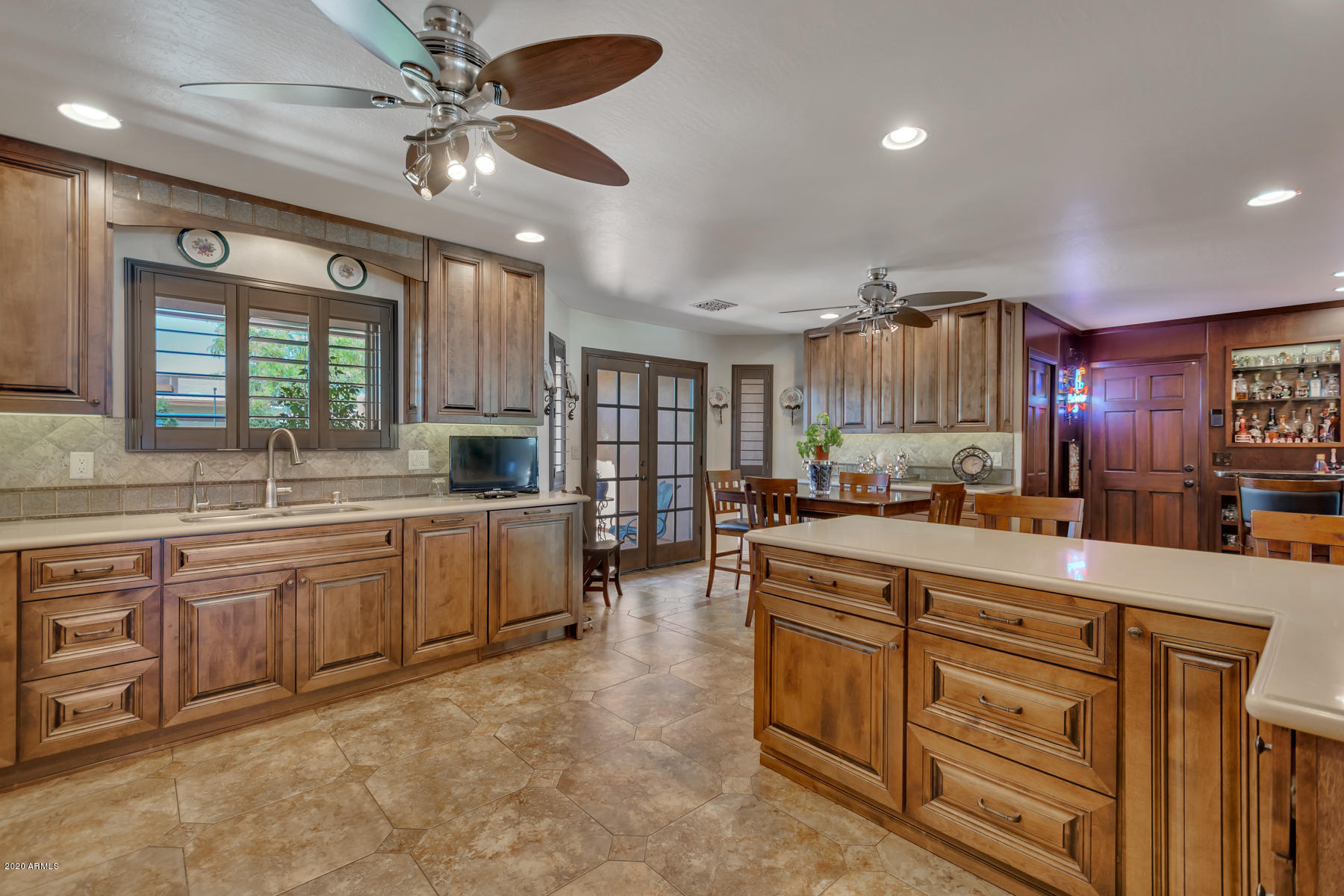 1037 East Carver Road Tempe, AZ 85284 - Photo 17 of 39 QPT Photo - DSC_4129