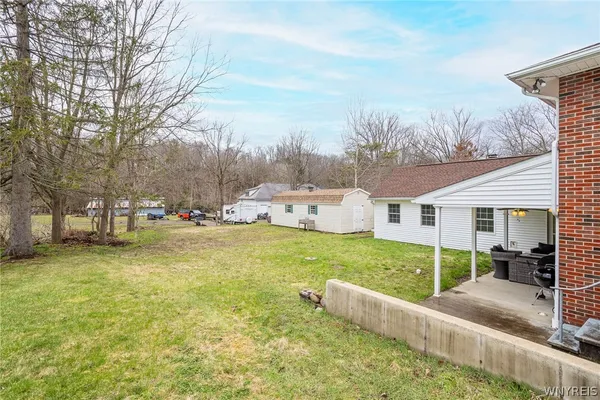 $239,900 | 180 Clinton Street, Bennington, NY 14037