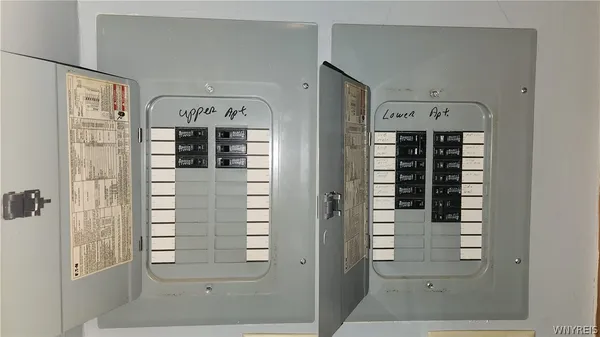 $239,900 | 180 Clinton Street, Bennington, NY 14037