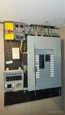 $239,900 | 180 Clinton Street, Bennington, NY 14037