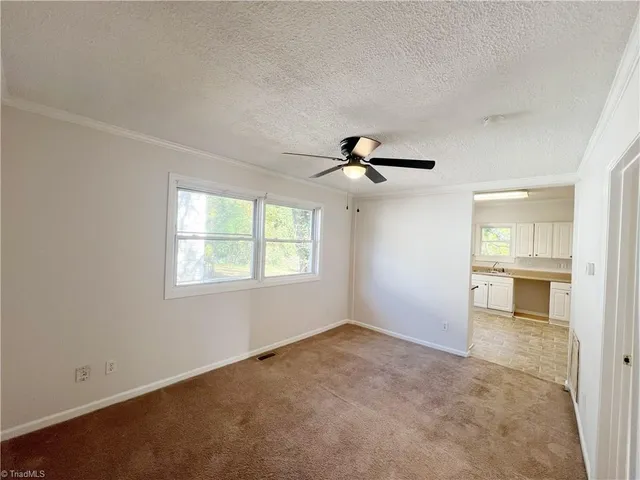 $1,525 | 823 Silver Avenue, Greensboro, NC 27403