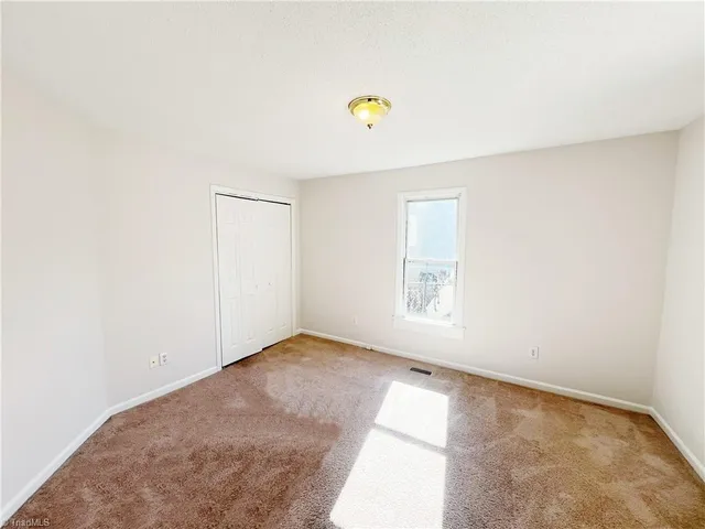 $1,525 | 823 Silver Avenue, Greensboro, NC 27403