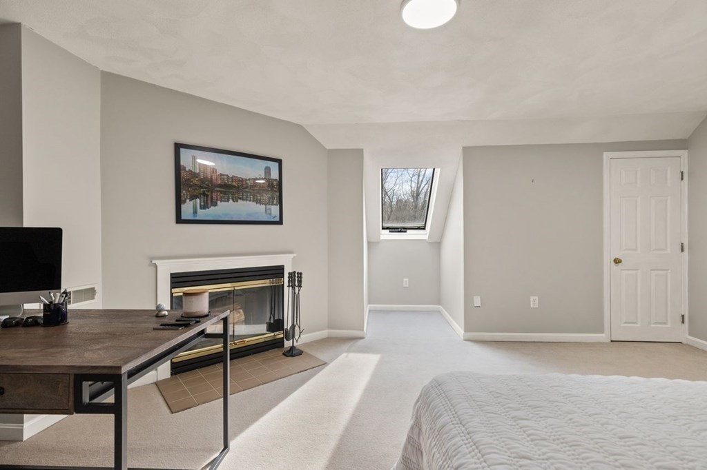 16 Deer Path, Unit 5 Maynard, MA 01754 - Photo 18 of 30 Gallery Image 18