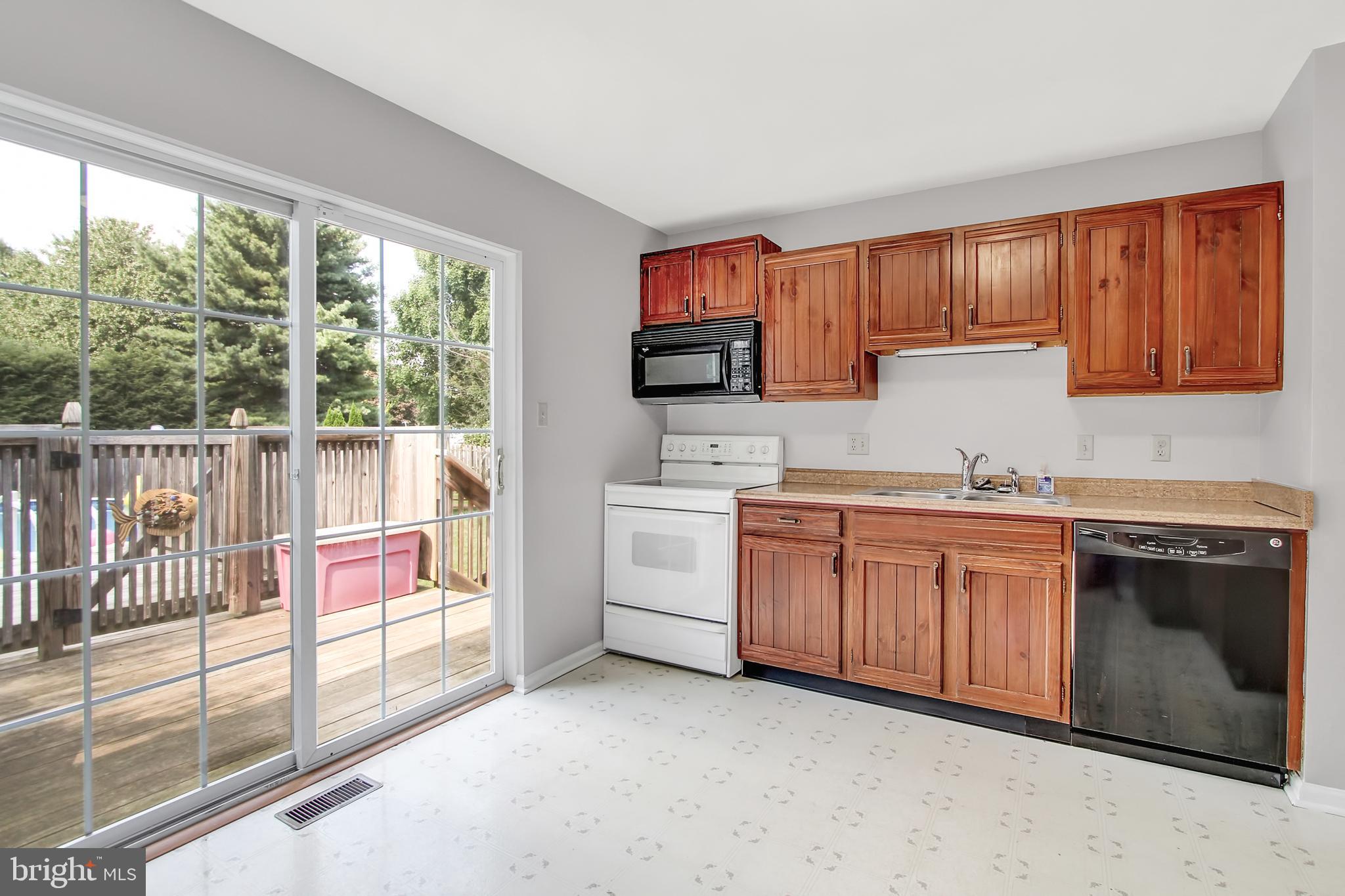 914 Snapper Dam Road Landisville, PA 17538 - Photo 7 of 27 Gallery Image 7