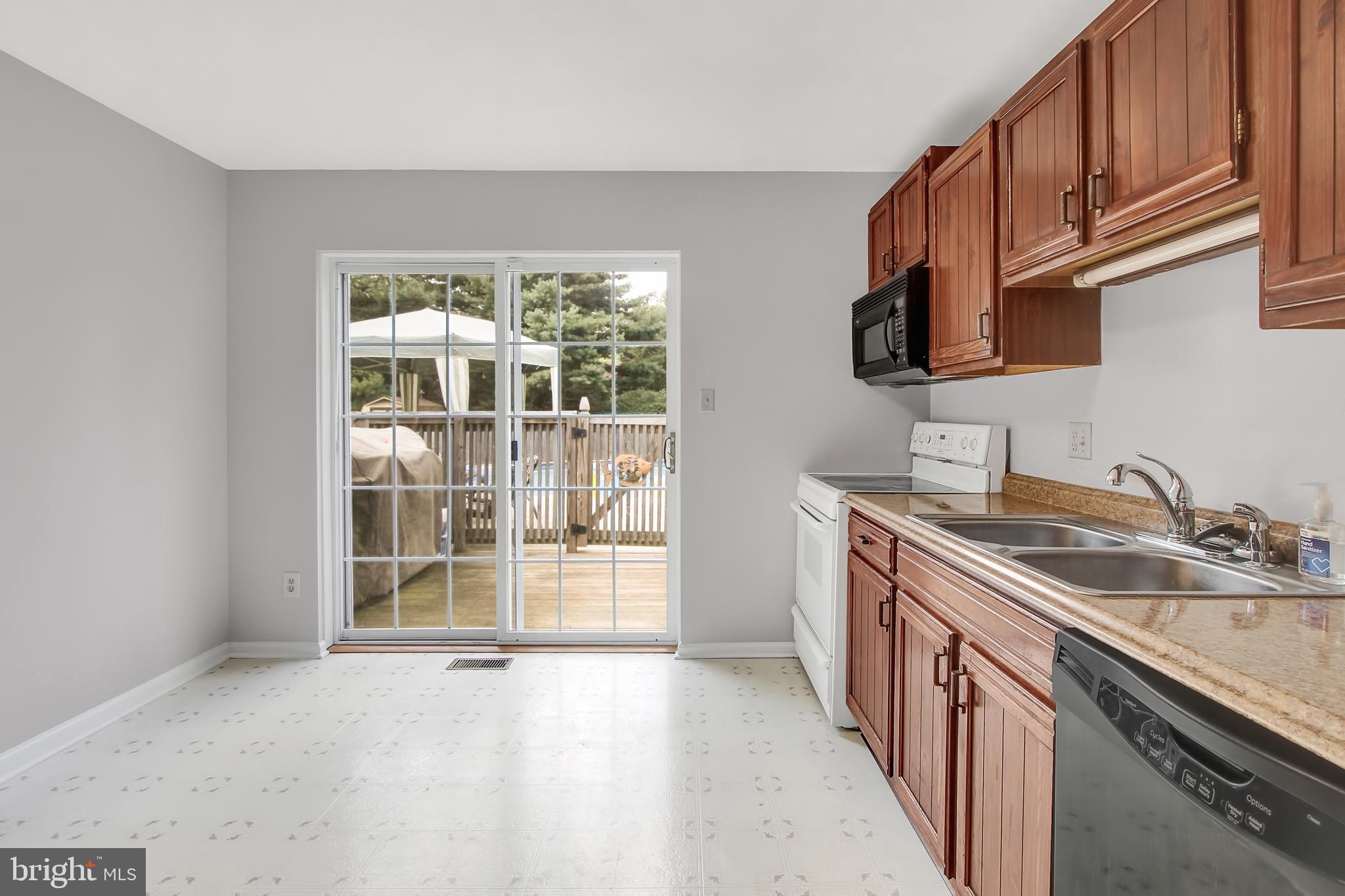 914 Snapper Dam Road Landisville, PA 17538 - Photo 10 of 27 Gallery Image 10