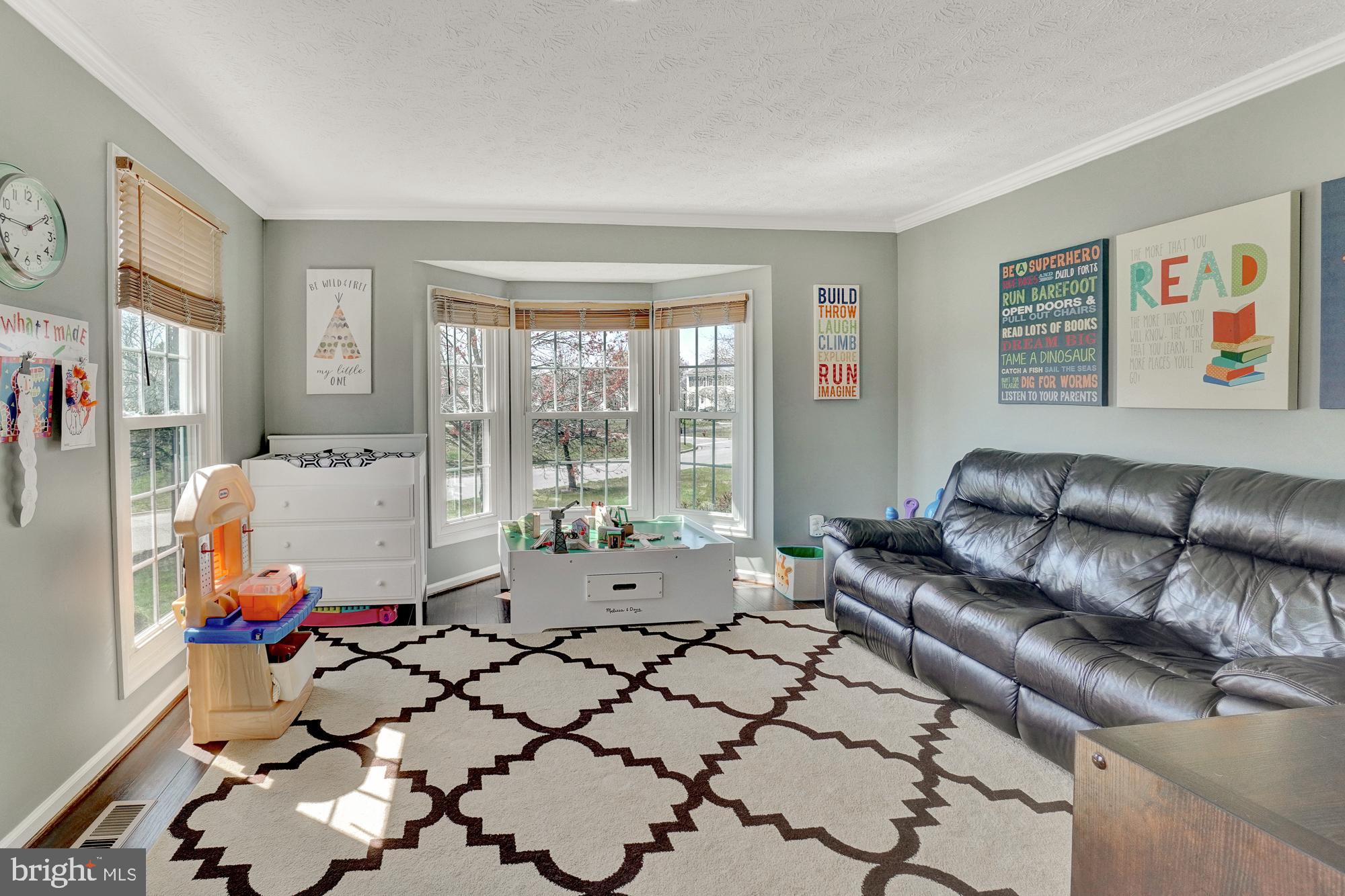 17233 Spates Hill Road Poolesville, MD 20837 - Photo 35 of 66 Another bay window for MORE natural light