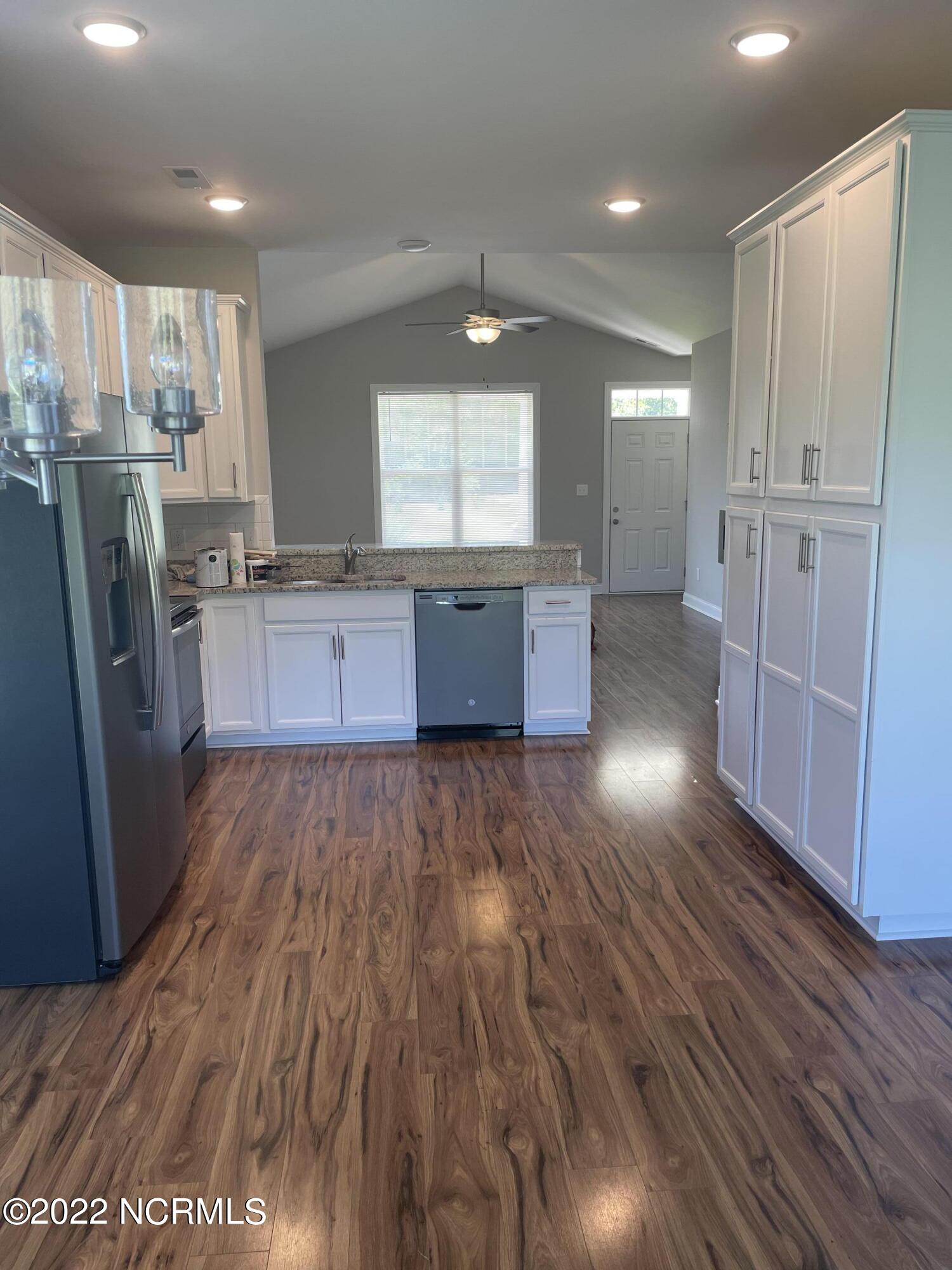 1393 Temples Point Road Havelock, NC 28532 - Photo 13 of 27 Kitchen