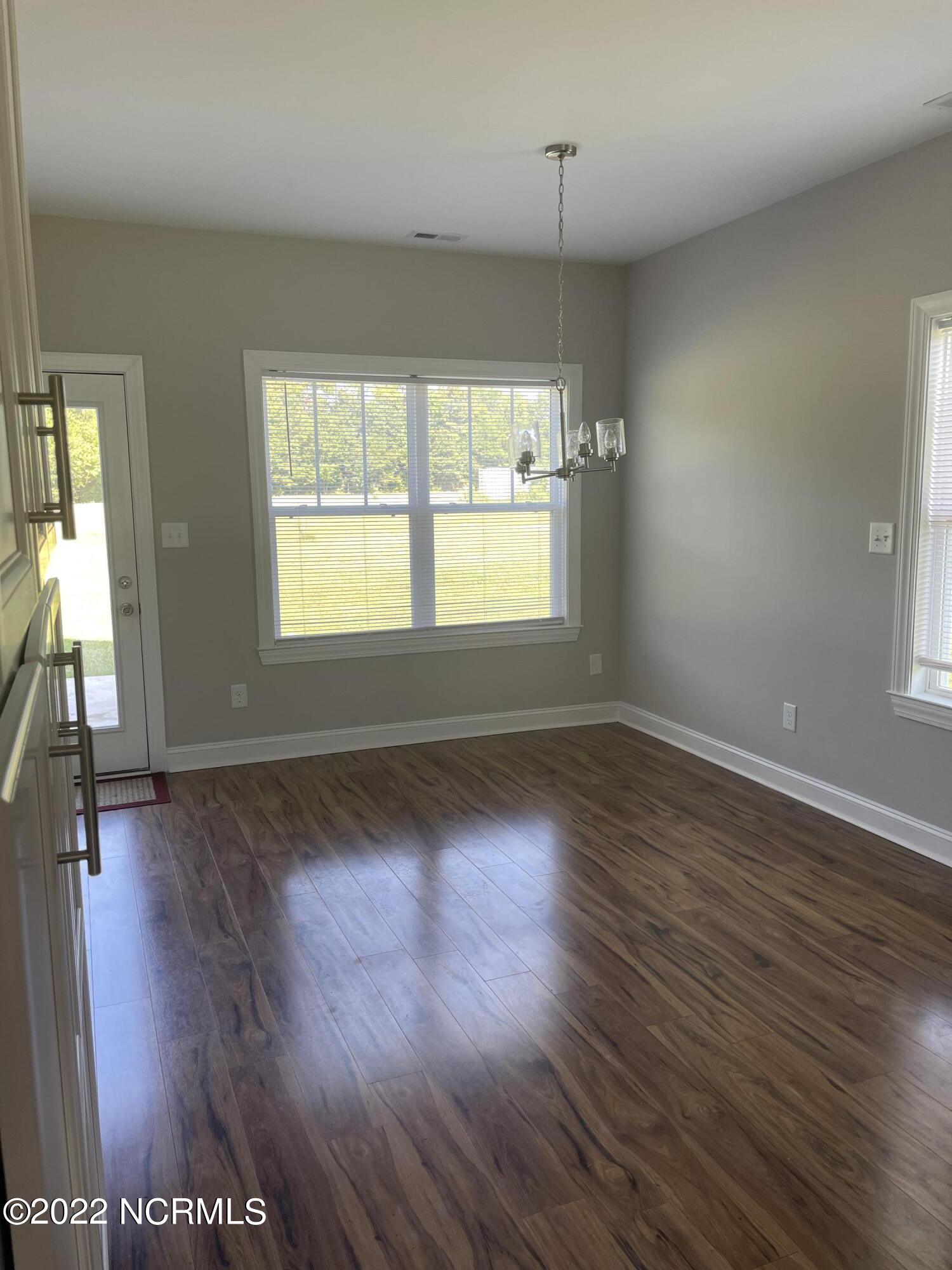 1393 Temples Point Road Havelock, NC 28532 - Photo 16 of 27 Kitchen