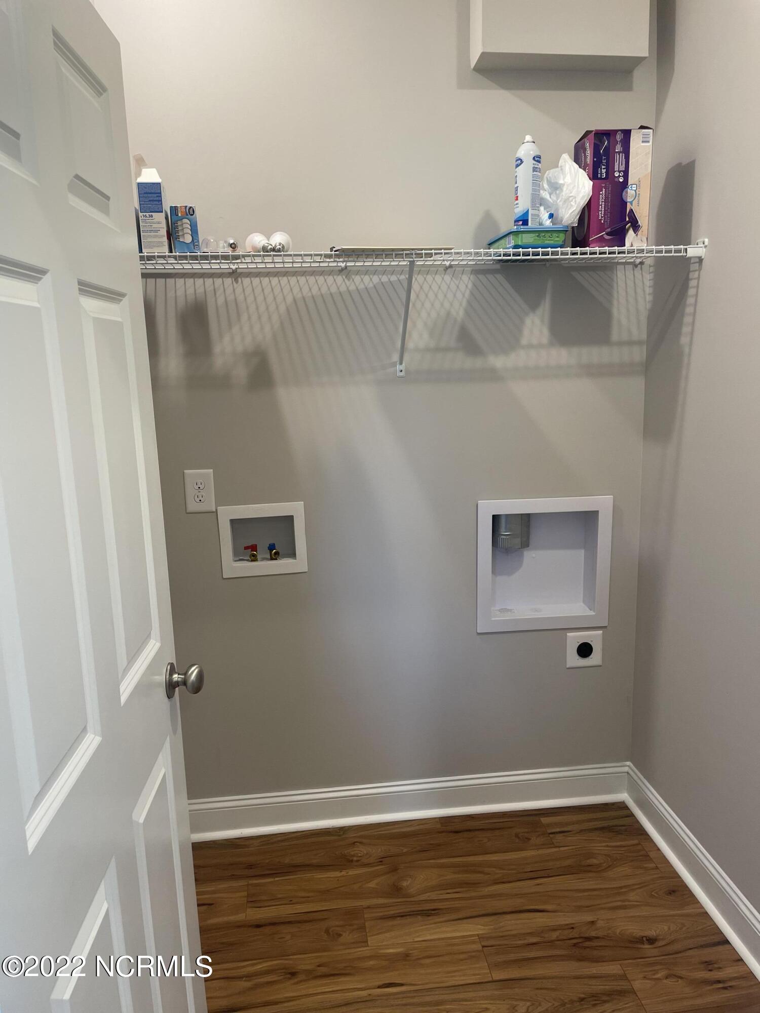 1393 Temples Point Road Havelock, NC 28532 - Photo 10 of 27 Laundry