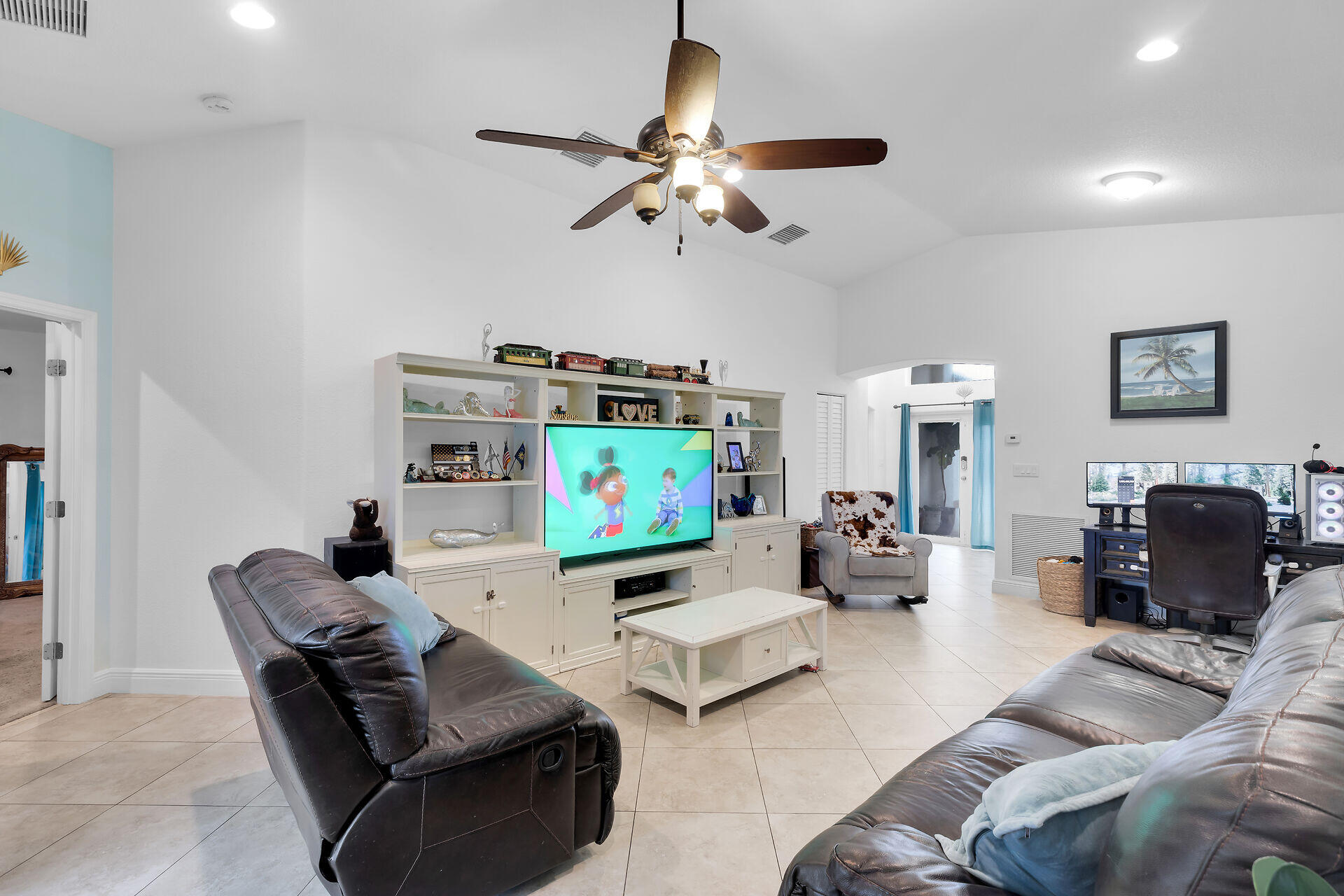 virtual-tour-348190-mls-high-res-image-4