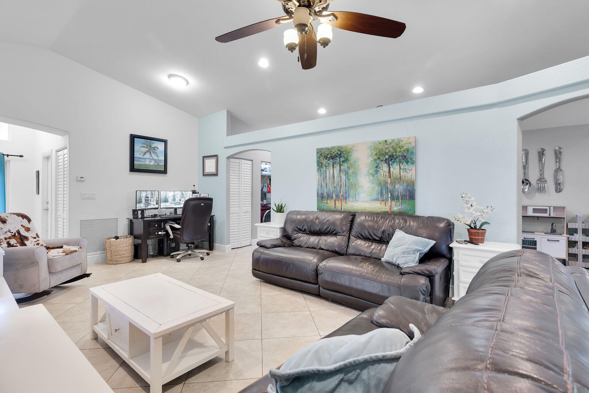 virtual-tour-348190-mls-high-res-image-5