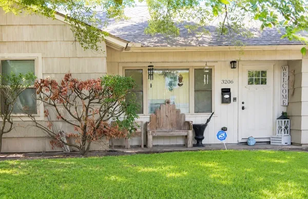 $1,700 | 3206 Jarvis Street, Houston, TX 77063