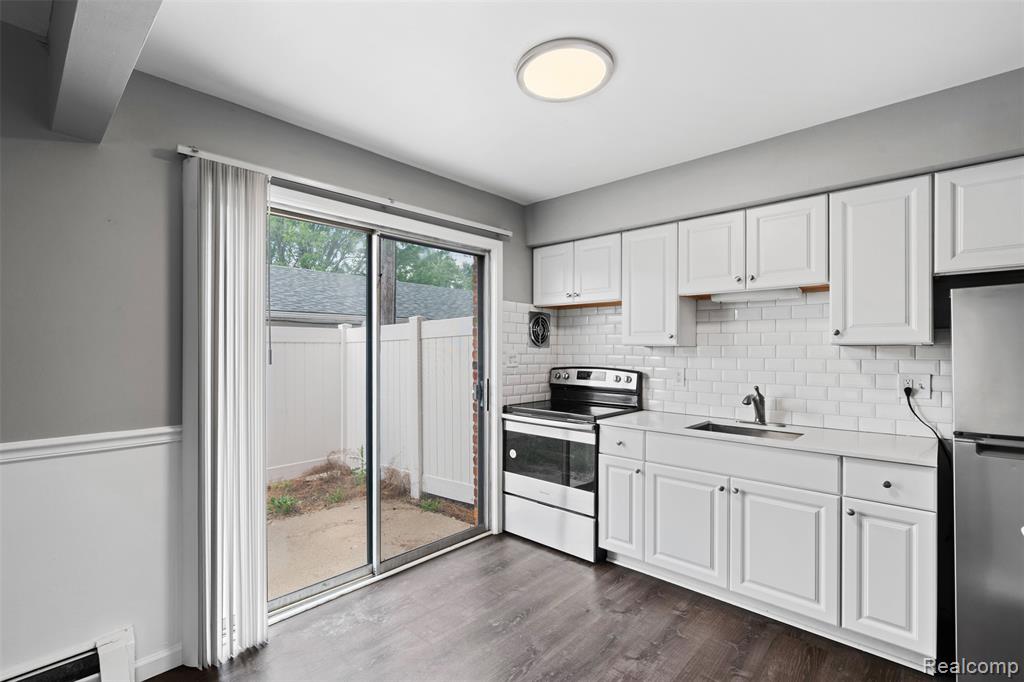 3915-4 Devon Road, Unit 4 Royal Oak, MI 48073 - Photo 8 of 14