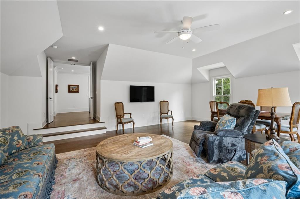 934 Winall Down Road Northeast Atlanta, GA 30319 - Photo 19 of 45 Gallery Image 19
