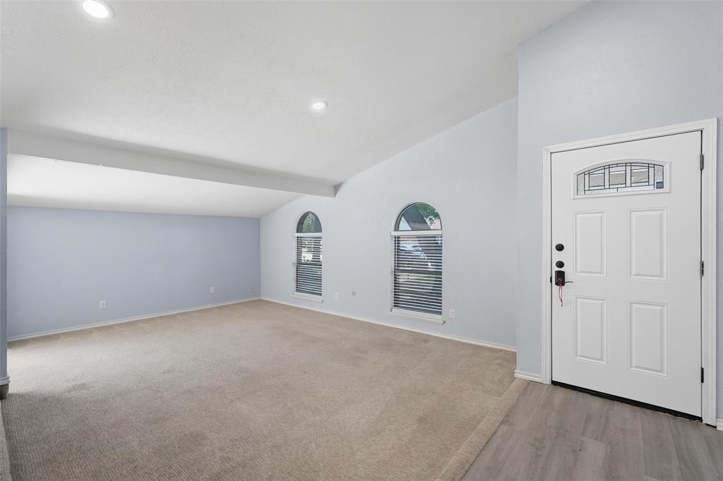 6108 Jennings Drive The Colony, TX 75056 - Photo 3 of 32