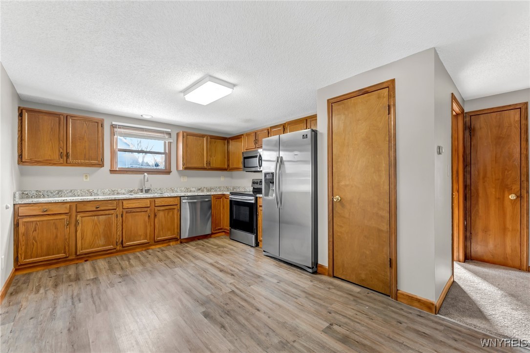 71 Downing Street Buffalo, NY 14220 - Photo 6 of 20