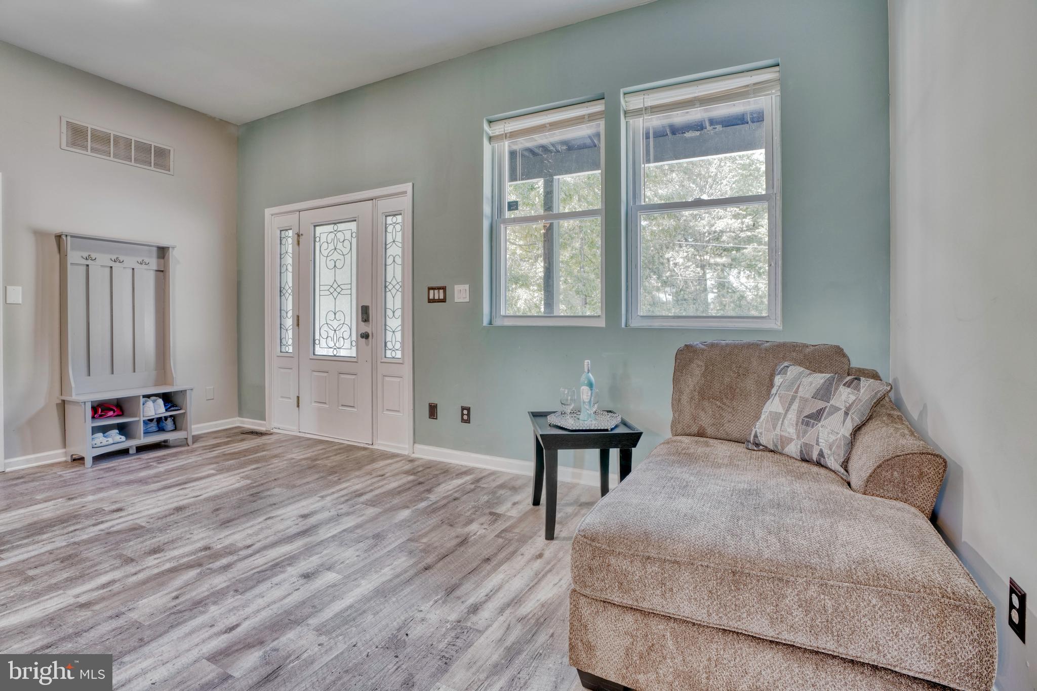 1444 Maple Avenue Baltimore, MD 21221 - Photo 5 of 83 Gallery Image 5