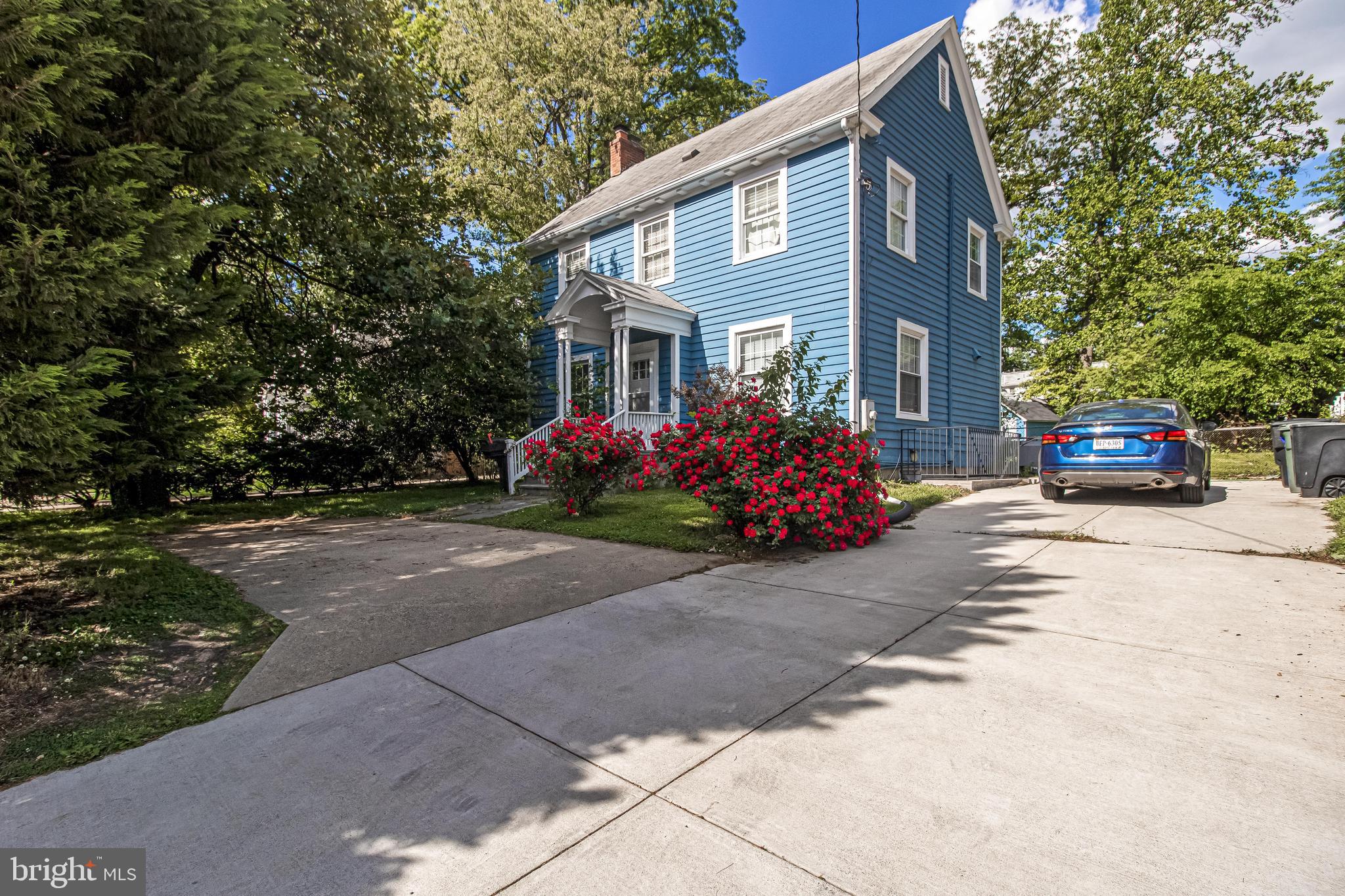 1407 North Glebe Road Arlington, VA 22207 - Photo 2 of 43