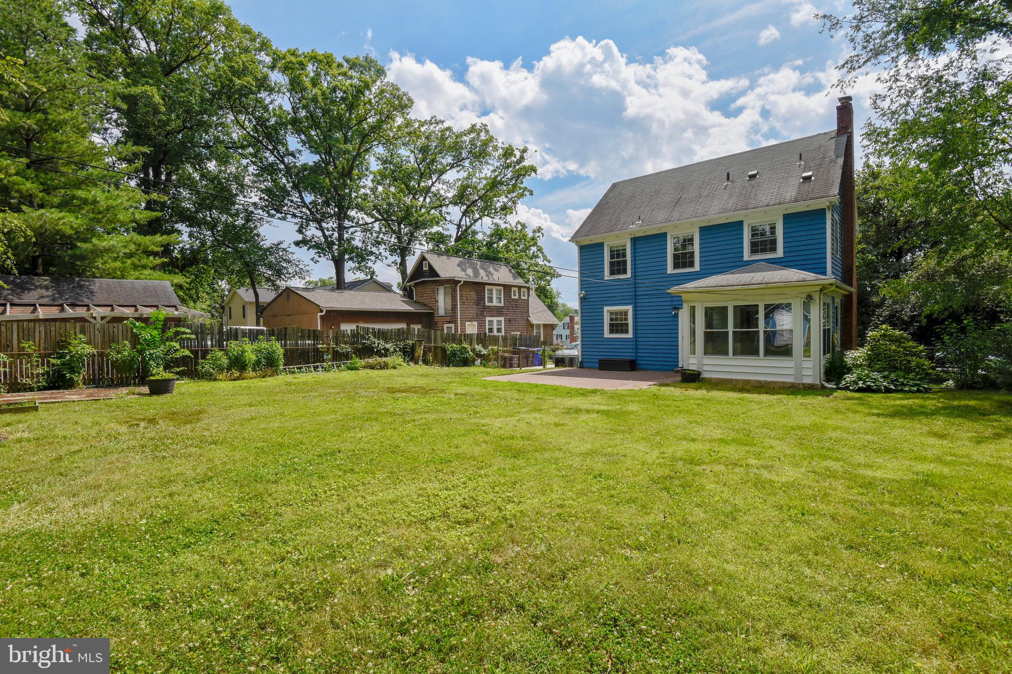 1407 North Glebe Road Arlington, VA 22207 - Photo 4 of 43