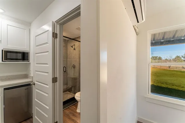 $1,274,000 | 704 Glade Pk Court, Azle, TX 76020