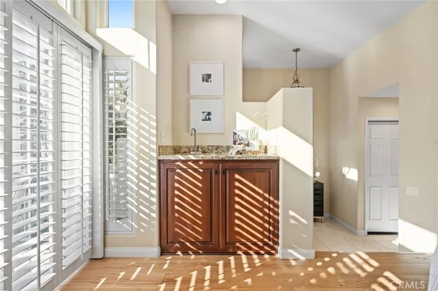 $1,525,000 | 19281 Meadowood Circle, Huntington Beach, CA 92648