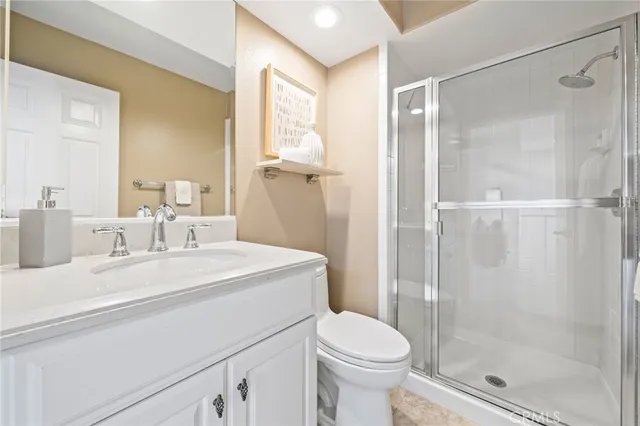 $1,525,000 | 19281 Meadowood Circle, Huntington Beach, CA 92648