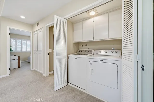 $1,525,000 | 19281 Meadowood Circle, Huntington Beach, CA 92648