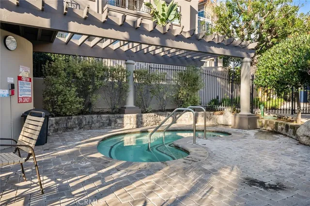 $1,525,000 | 19281 Meadowood Circle, Huntington Beach, CA 92648