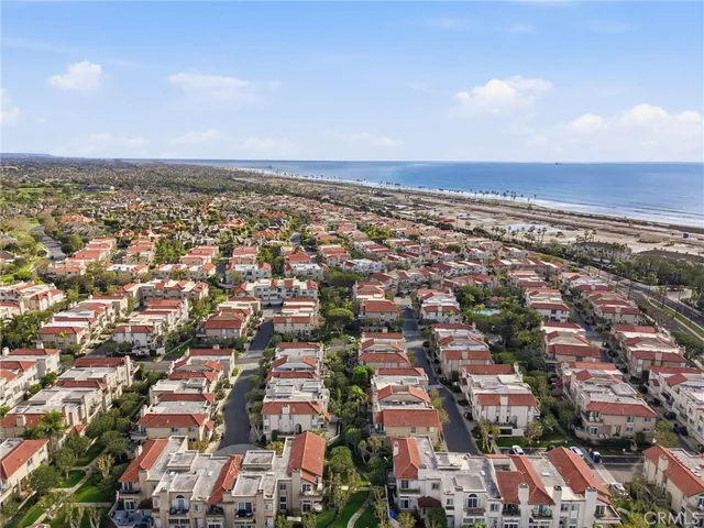 $1,525,000 | 19281 Meadowood Circle, Huntington Beach, CA 92648